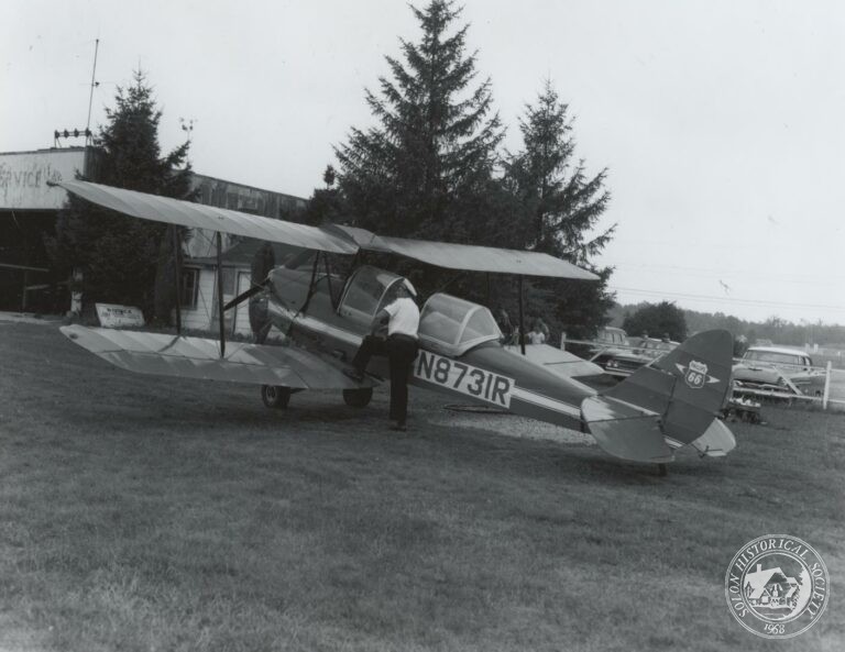 Solon Airport